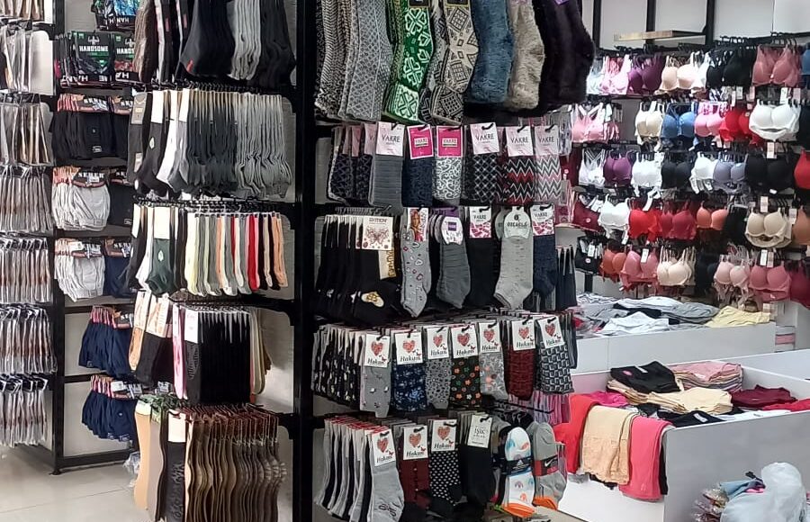 Bursa Raf ve Askı Kadın Giyim Mağaza Ekipmanları